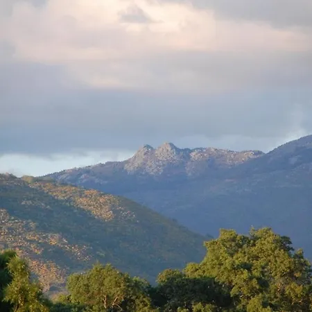 Tresmentiras 3* Aldeanueva del Camino