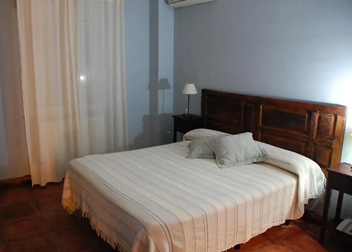 Гостевой дом Tresmentiras Альдеануэва-дель-Камино