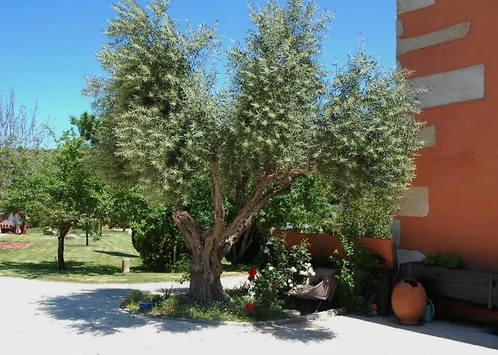 Tresmentiras Альдеануэва-дель-Камино