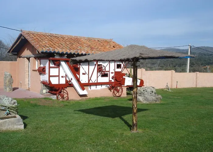 Гостевой дом Tresmentiras Альдеануэва-дель-Камино