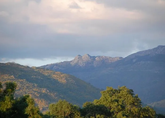 Tresmentiras 3* אלדאנואבה דל קמינו